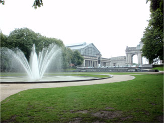 サンカントネール公園の噴水とオートワールド