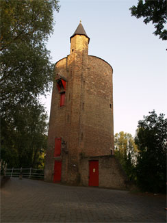 夕暮れ時のPoertoren