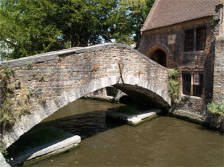 ブルージュでいちばん小さい橋