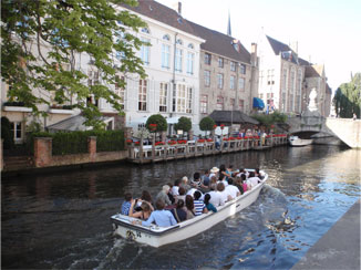 運河クルーズの桟橋