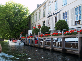 運河クルーズの桟橋