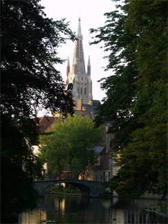 運河のある風景