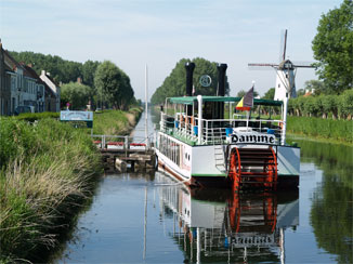 ダムの桟橋とLamme Goedzak