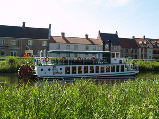 観光船Lamme Goedzak