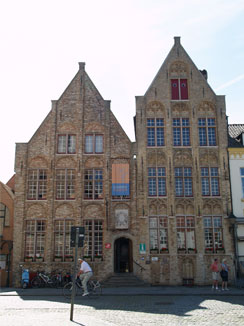 「デ・フローテ・ステレ」の名前の建物