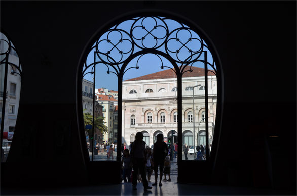 CPロシオ駅