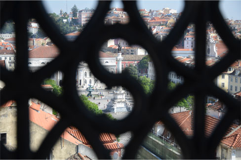 サンタ・ジュスタのエレベーターから