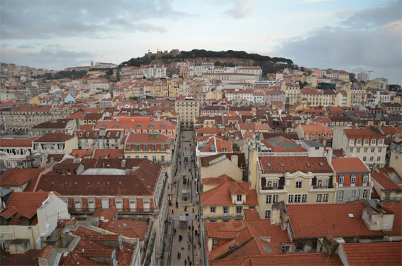 リスボン旧市街とサン・ジョルジェ城