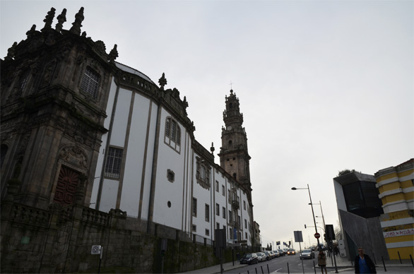 クレリゴス教会と塔