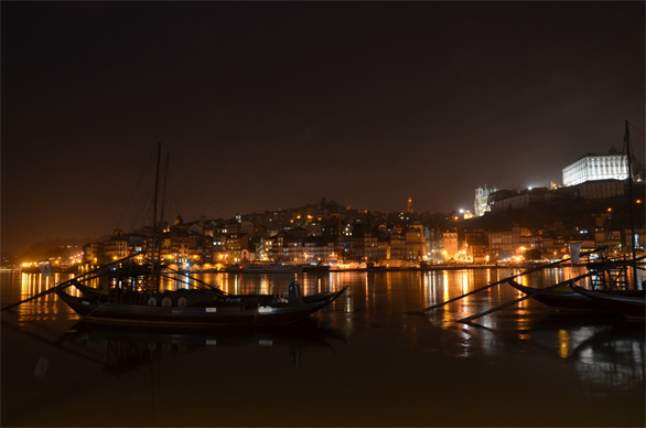 ラベーロ船とポルト旧市街