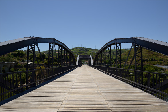 鉄橋